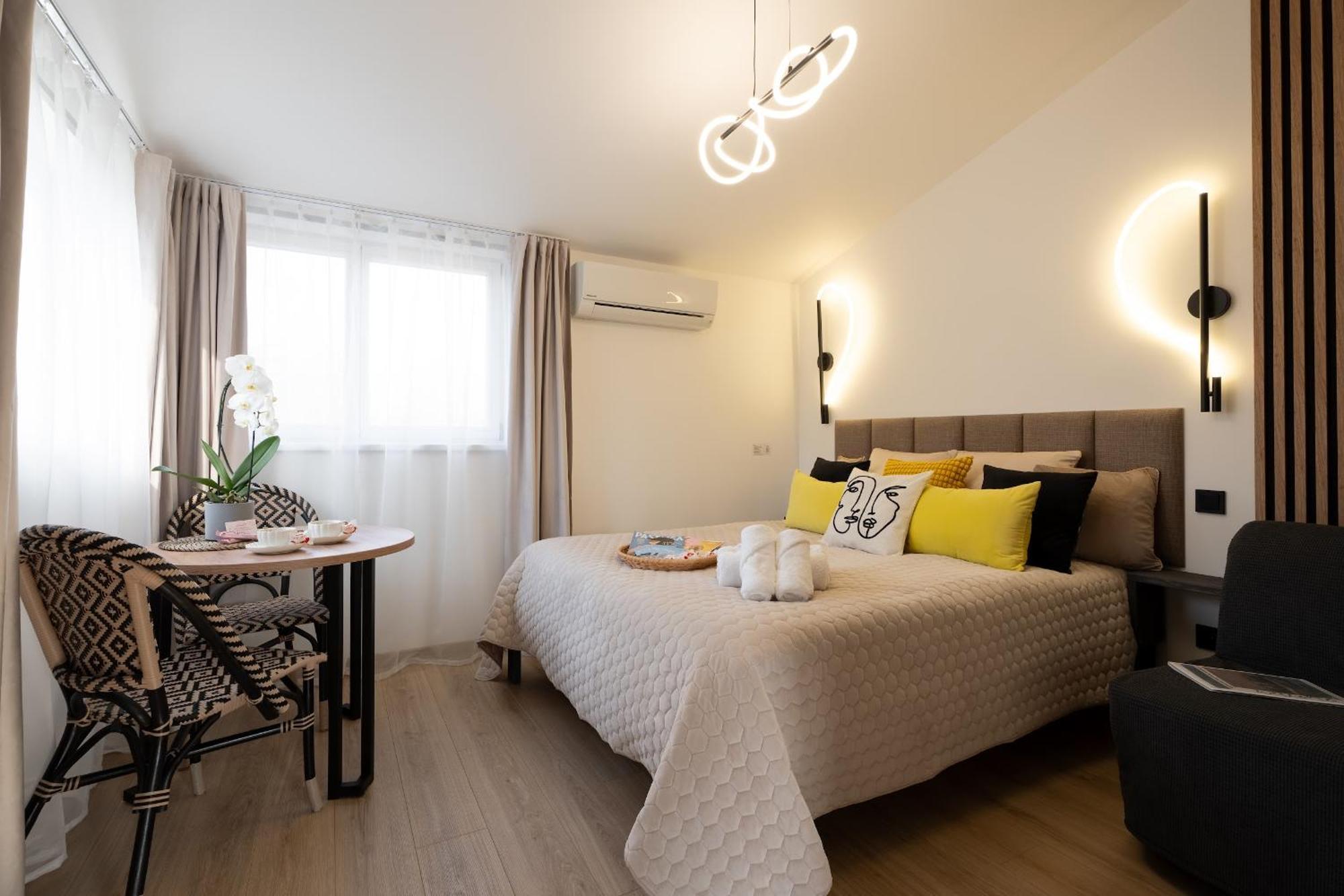 Green Garden & Private Parking Apartments With Playground Riga Exterior foto